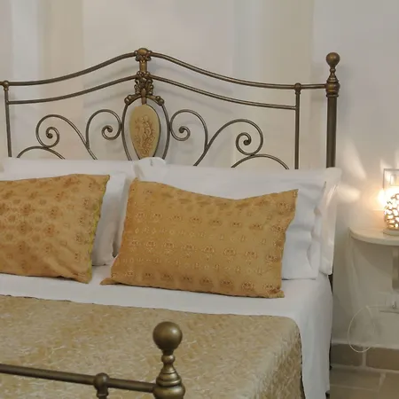 Relais La Casa Del Poeta Couette-café 3*