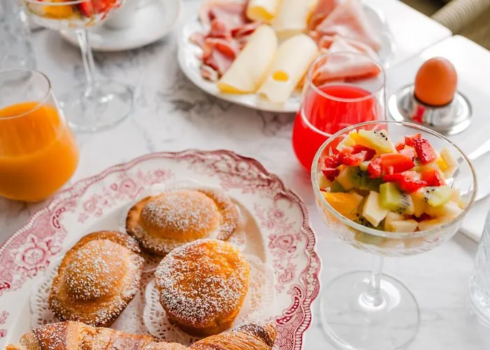 Relais La Casa Del Poeta Bed & Breakfast 3*