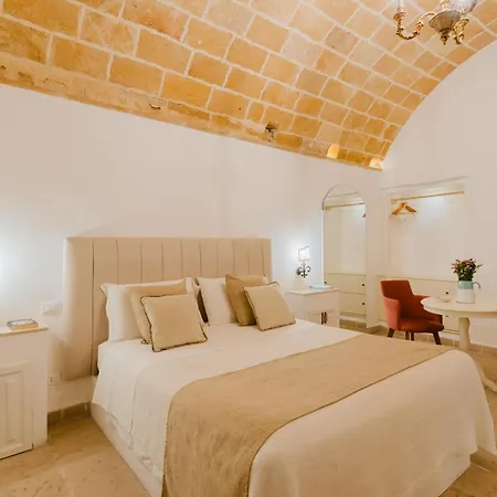 Relais La Casa Del Poeta Bed & Breakfast 3*