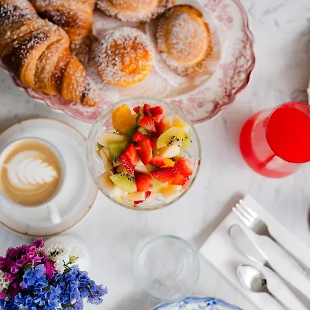 Relais La Casa Del Poeta 住宿加早餐酒店 加利波利