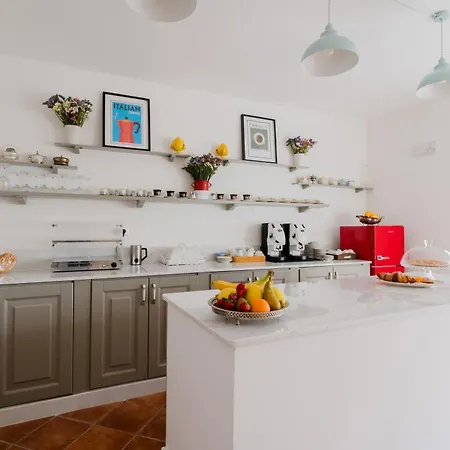 Bed & Breakfast Relais La Casa Del Poeta 3*